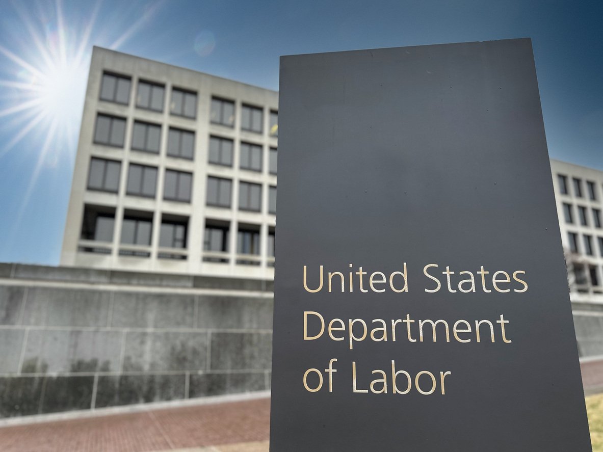 Court Strikes Down DOL’s 2024 Exempt Salary Threshold Increase