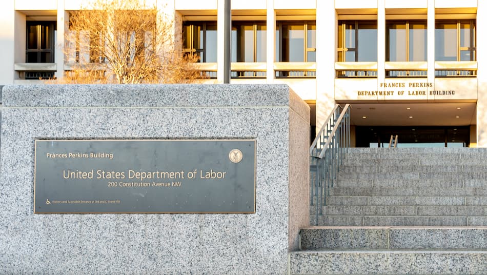 Department of Labor to Update Overtime Rule in 2022