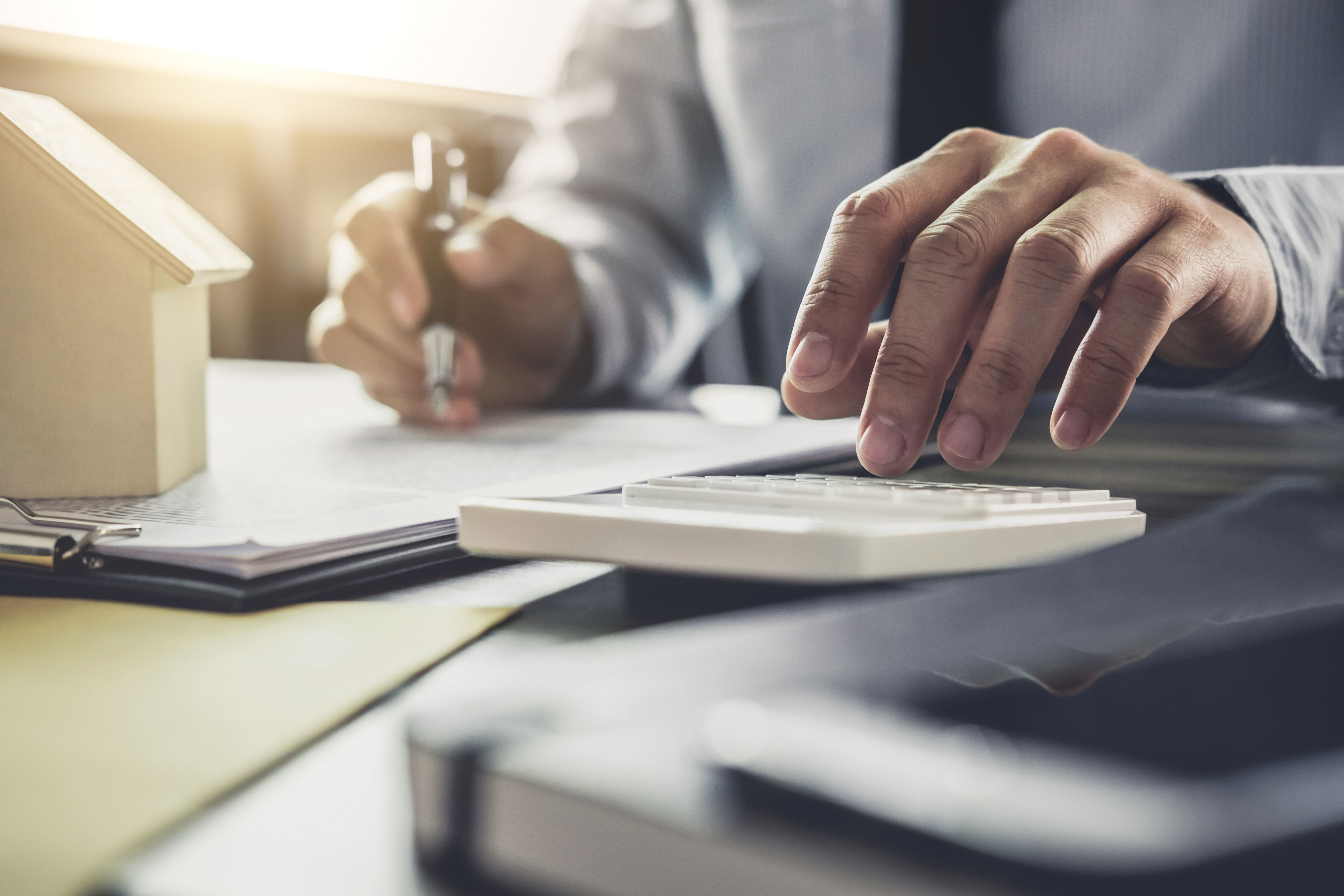 Are Employers Responsible for Withholding Employee Income Taxes?